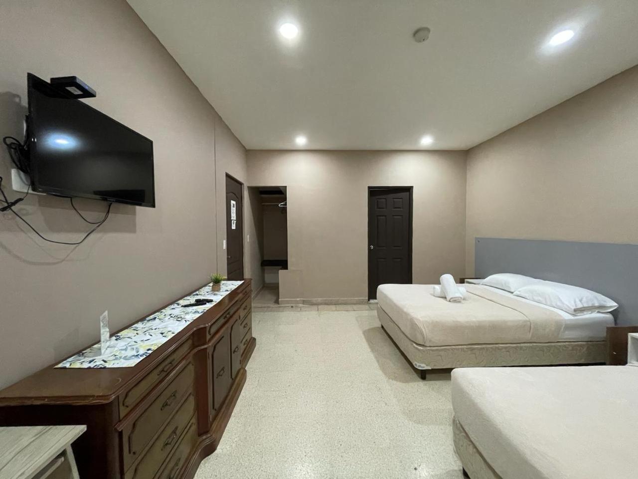 Hostal El Prado 巴拿马城 外观 照片