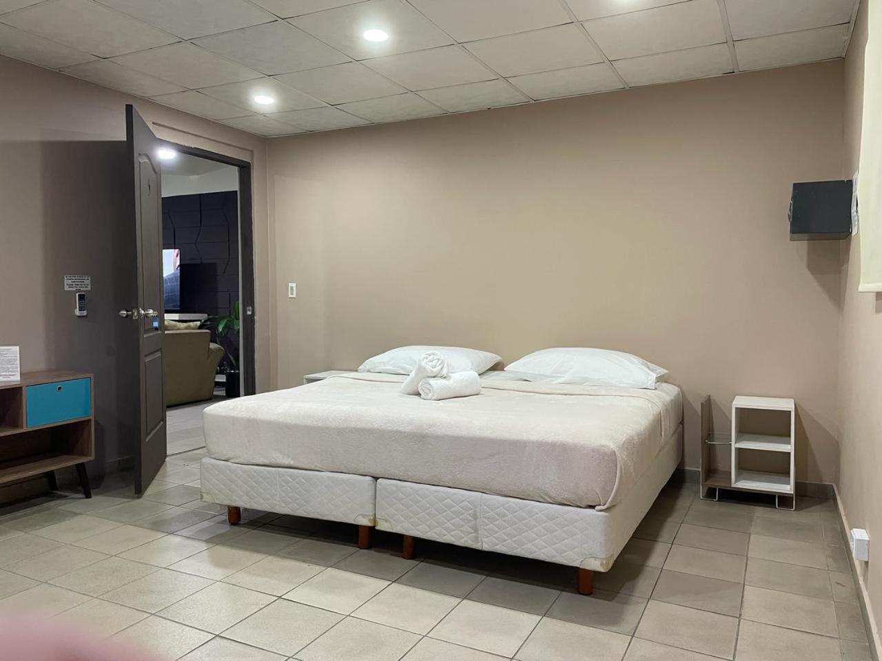 Hostal El Prado 巴拿马城 外观 照片