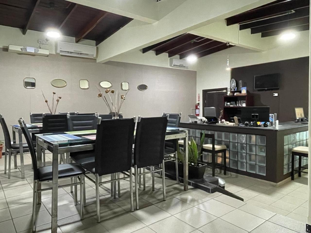 Hostal El Prado 巴拿马城 外观 照片